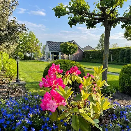 Bij De Buuren Πανσιόν