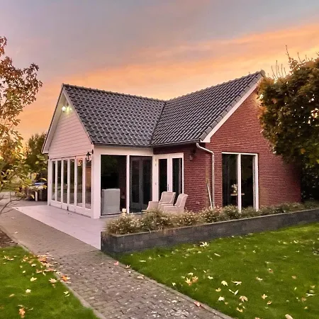 Bij De Buuren 4* Dirksland