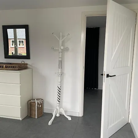 Bij De Buuren Pensionat Dirksland